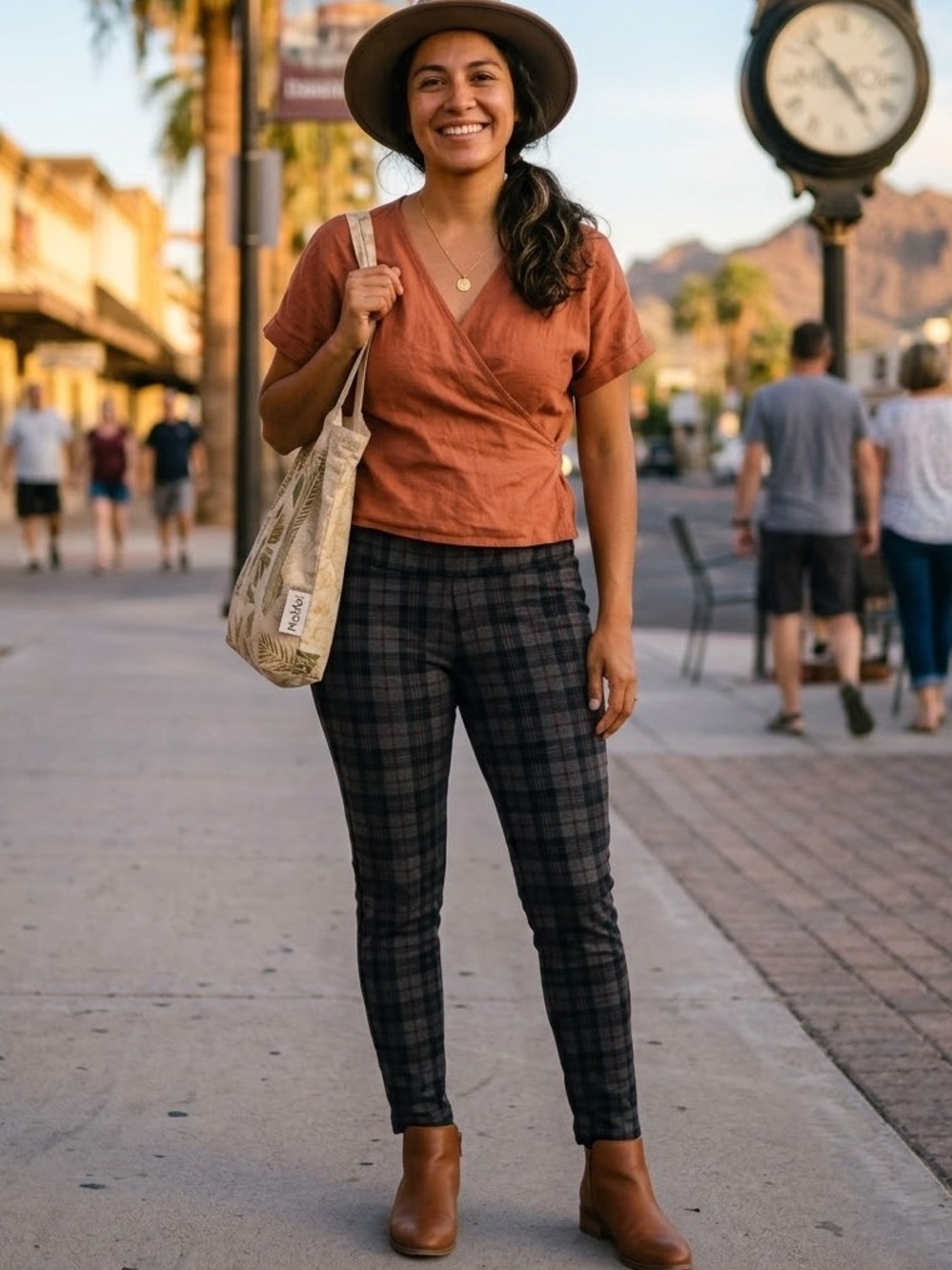 MeMoí-Women's Plaid Slim Ponte Pants - Gray/Black Size M/L